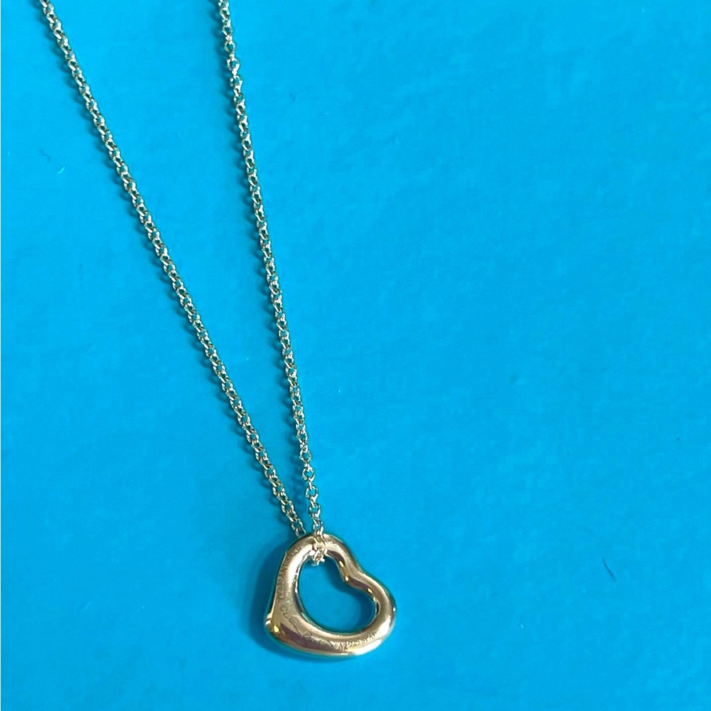 TIFFANY & CO. Elsa Peretti Open Heart Pendant Necklace Chain size 16”pendant 6cm